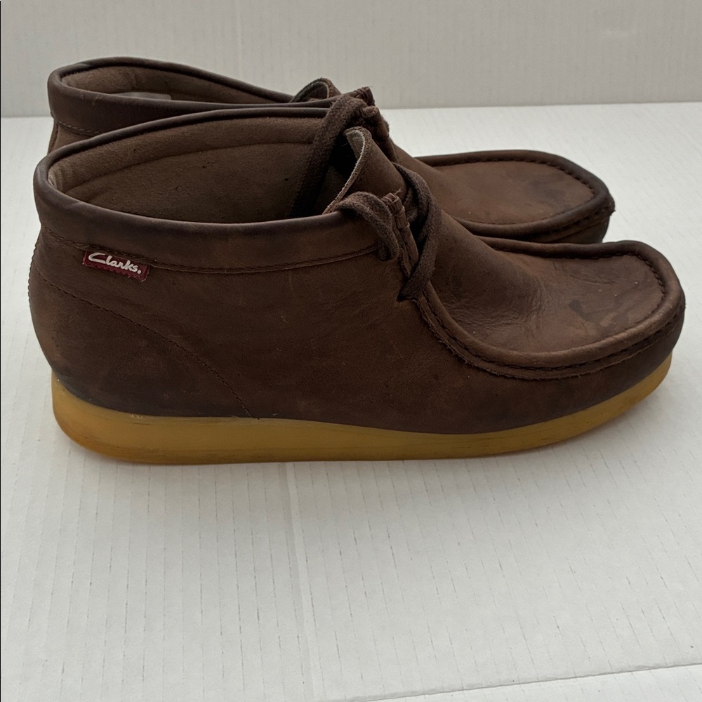Clarks Stinson Hi Wallace Chukka Boots Brown Men’s SZ 9 M Lace up - Picture 3 of 8